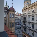 Castle View By Charles Bridge Apartment