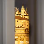 Castle View By Charles Bridge براغ