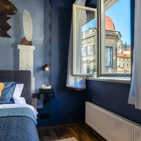 Апартаменты Castle View By Charles Bridge Прага