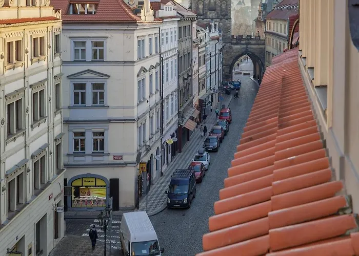 Castle View By Charles Bridge شقة *
